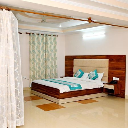 Hotel Prasanna Inn ริชิเคช ภายนอก รูปภาพ