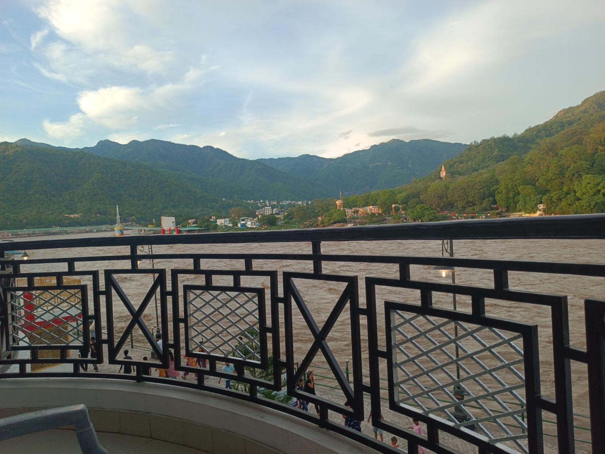 Hotel Prasanna Inn ริชิเคช ภายนอก รูปภาพ