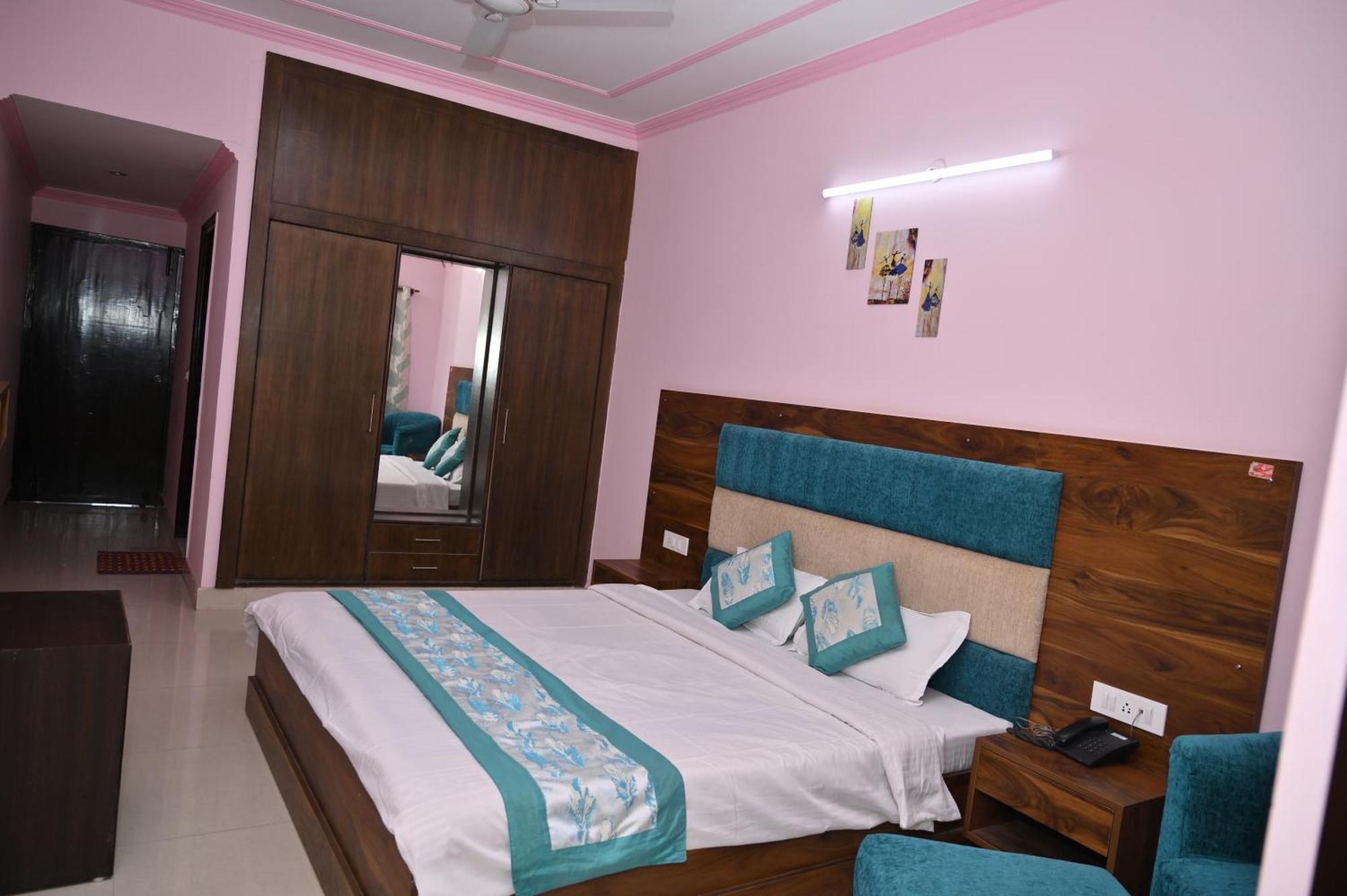 Hotel Prasanna Inn ริชิเคช ภายนอก รูปภาพ